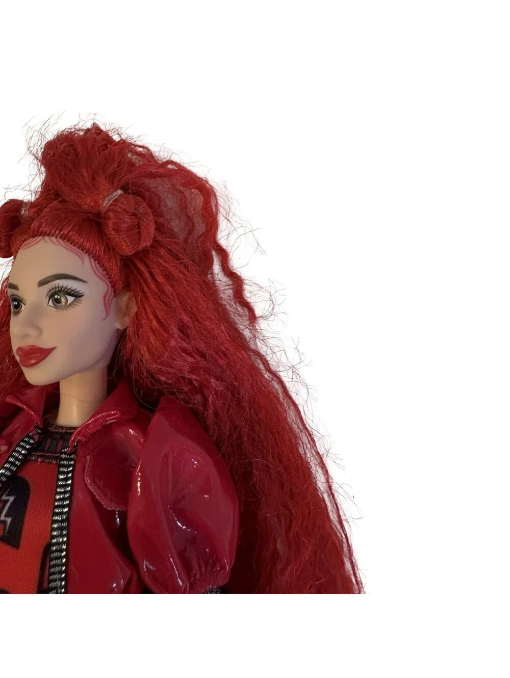 Disney Descendants Rise Of Red Dressed Doll Daughter of The Queen of Hearts